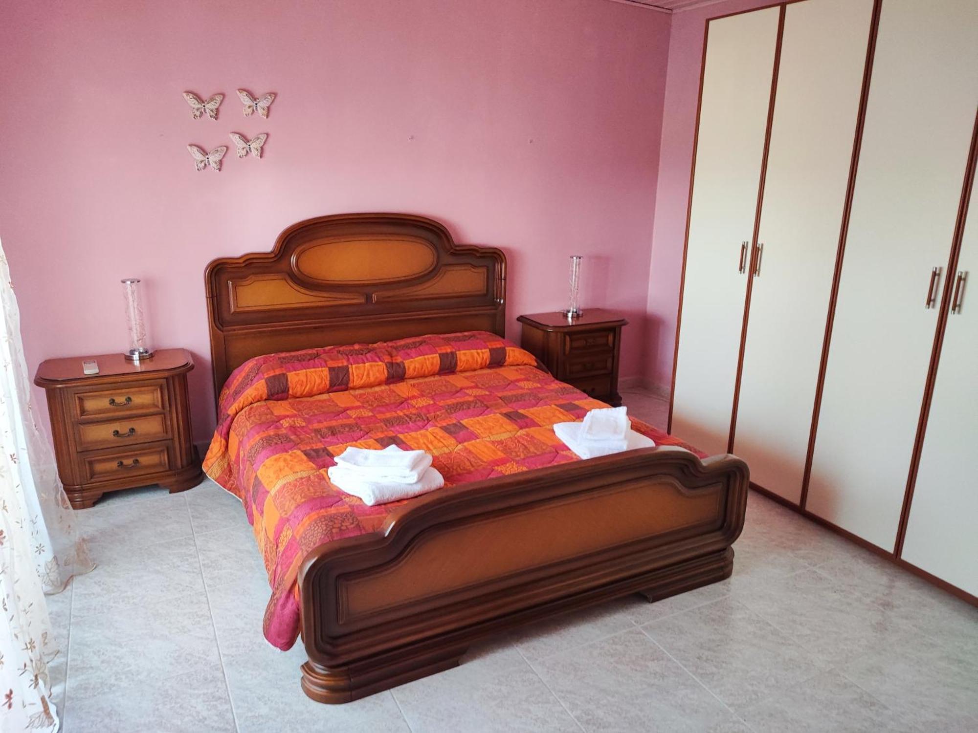 Domu Elena Holiday home *
